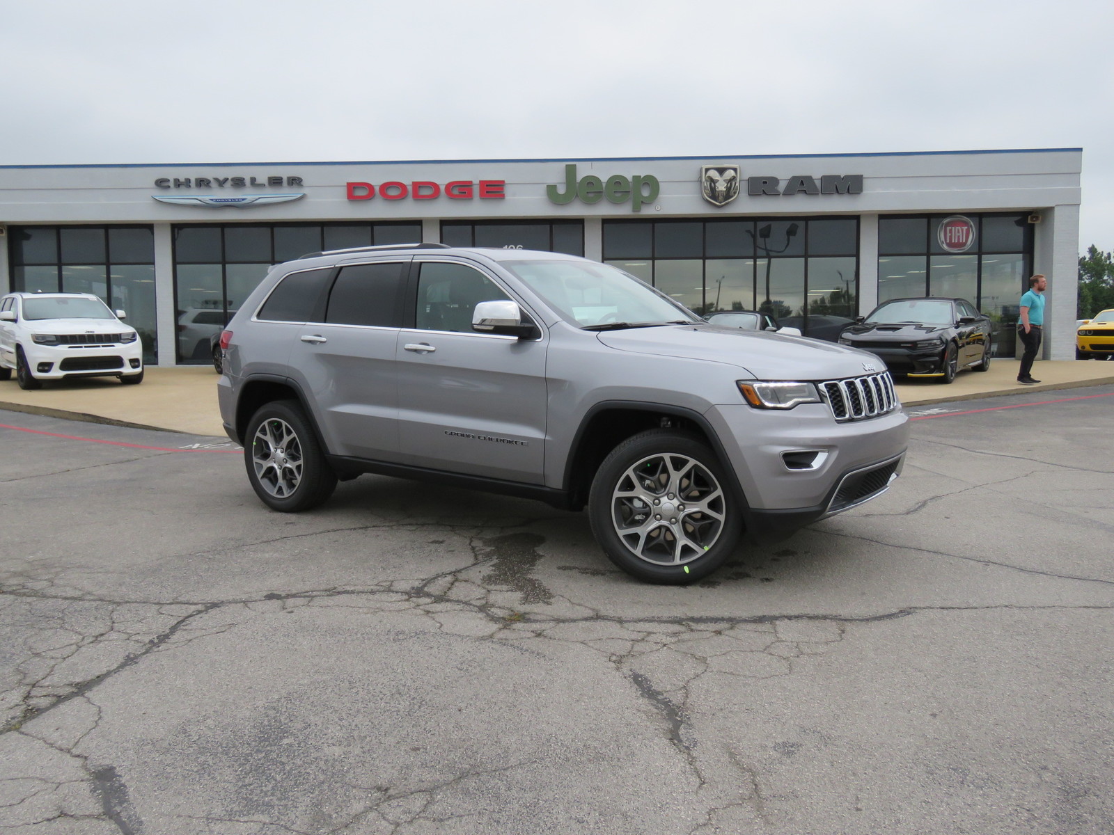 New 2020 Jeep Grand Cherokee Limited 4x4
